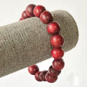 Cranberry Red Wood Stretch Bracelet 8mm Beads 7.5 Inch Diameter